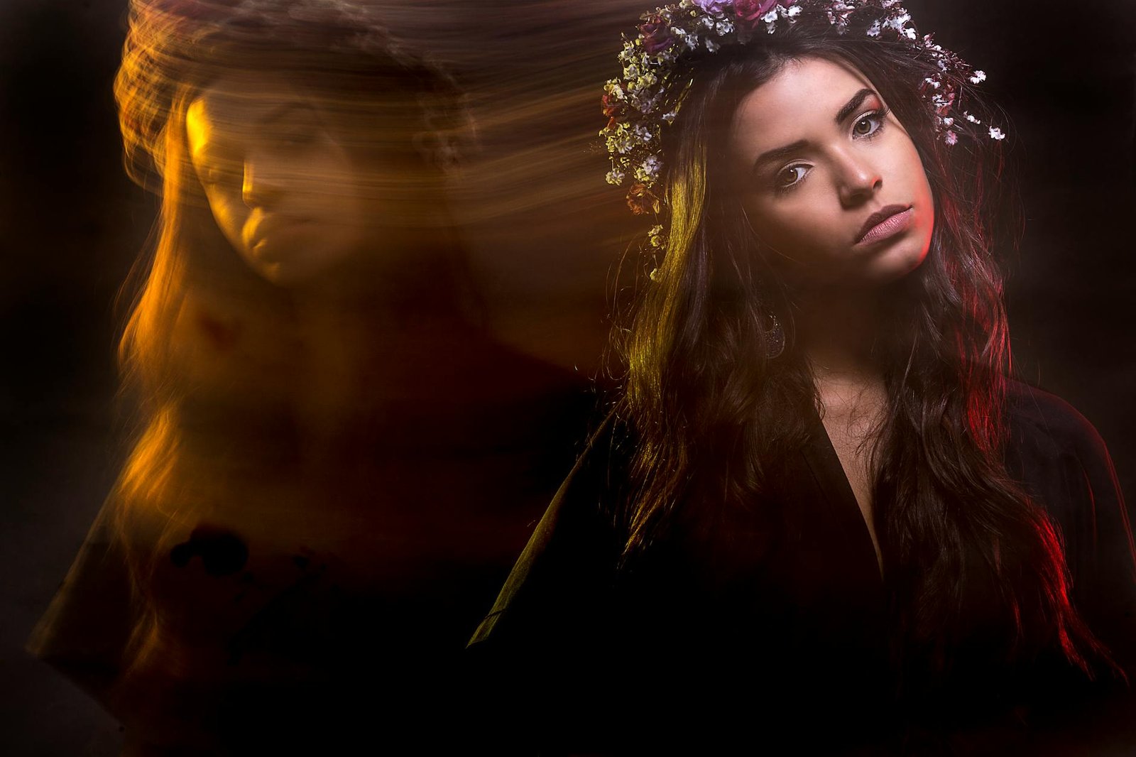 TCL’s PlayCube projector is more fun than a Rubik’s Cube