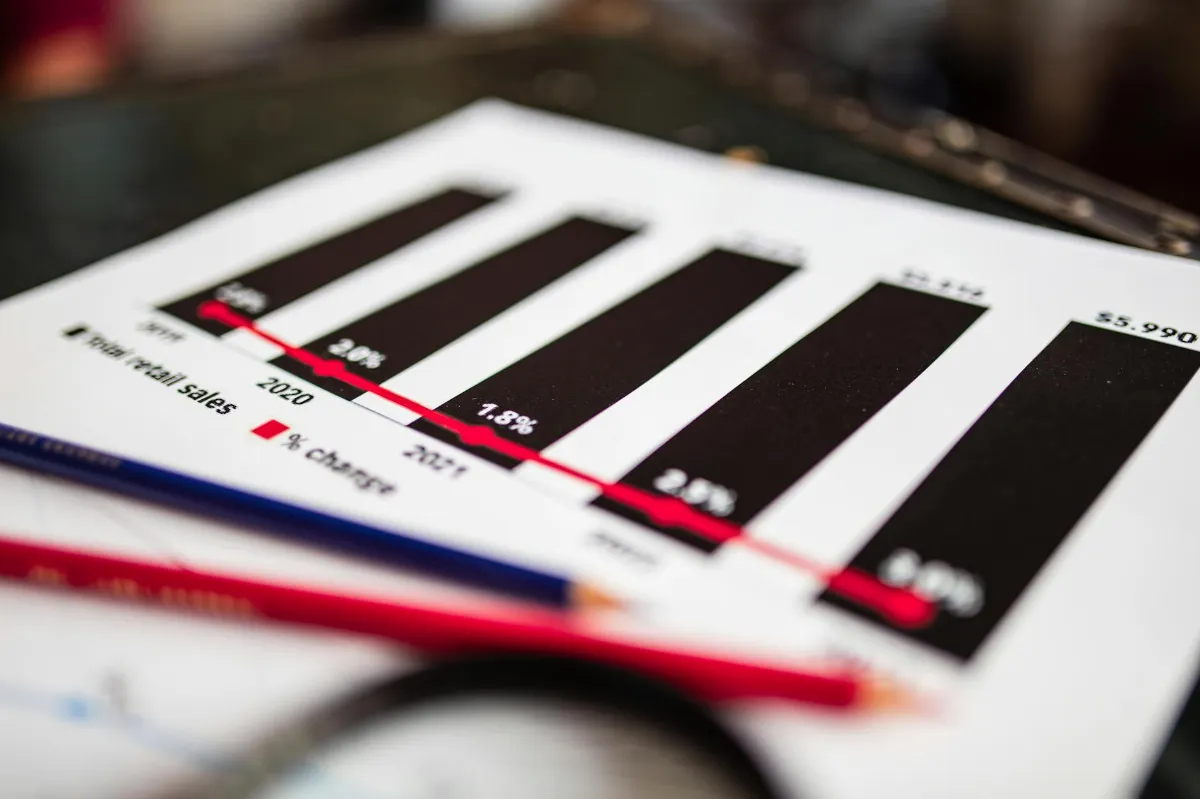 Apple Raih Penjualan iPhone Terbaik