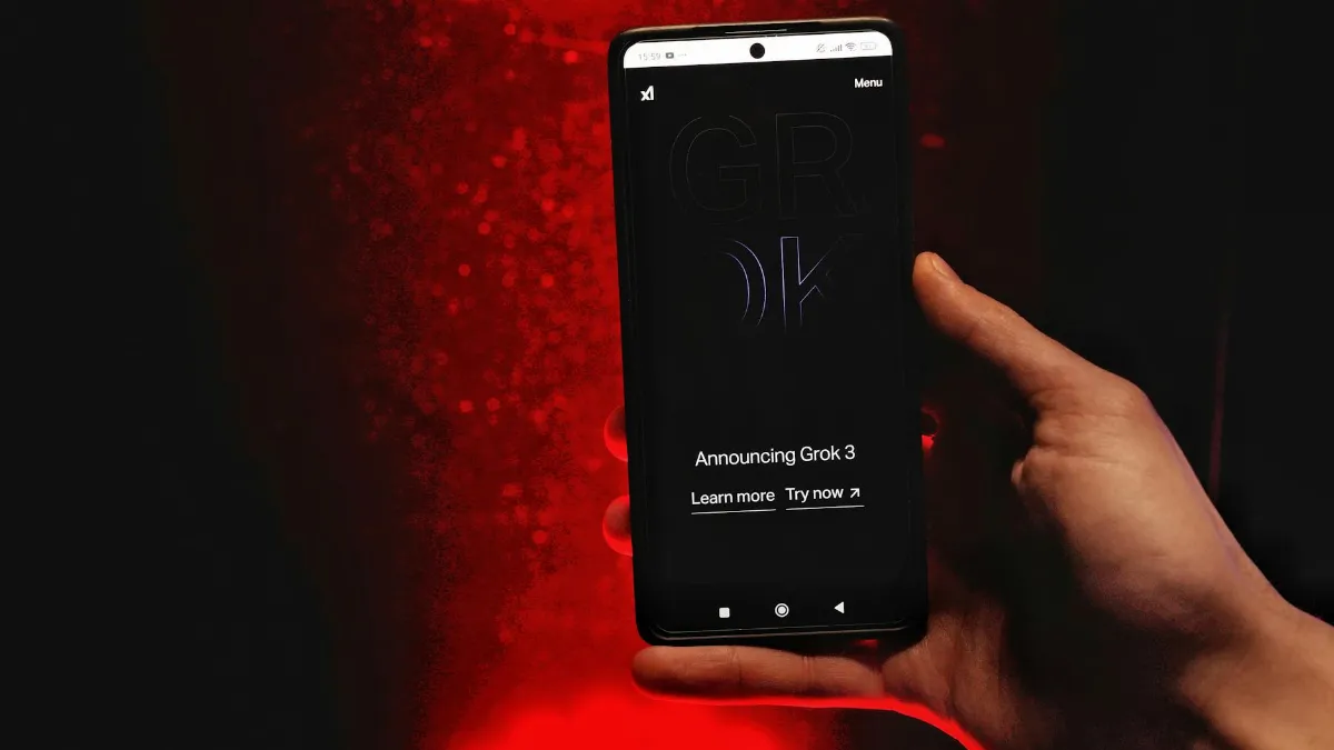 Grok Kembali Online di Indonesia