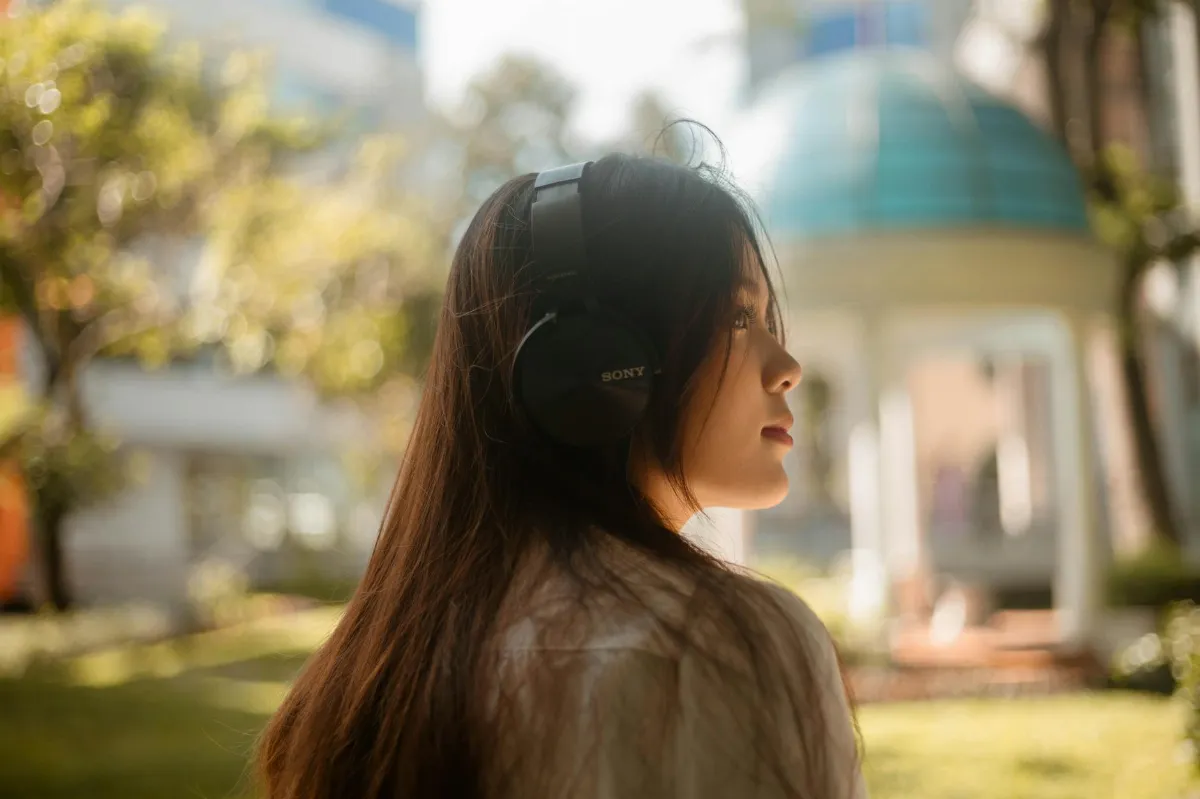 7 Hari! Harga Sony WH-1000XM6 Turun Drastis