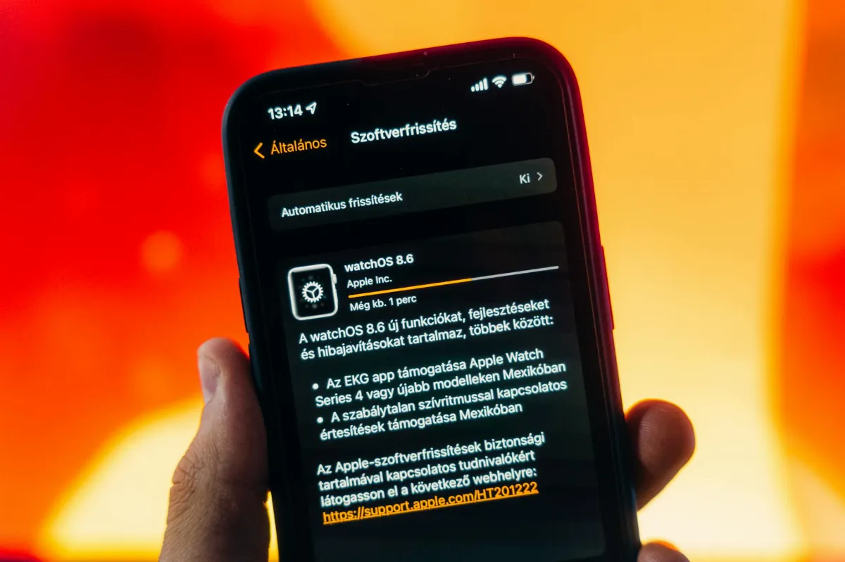 9 Alasan Apple Buka CarPlay!