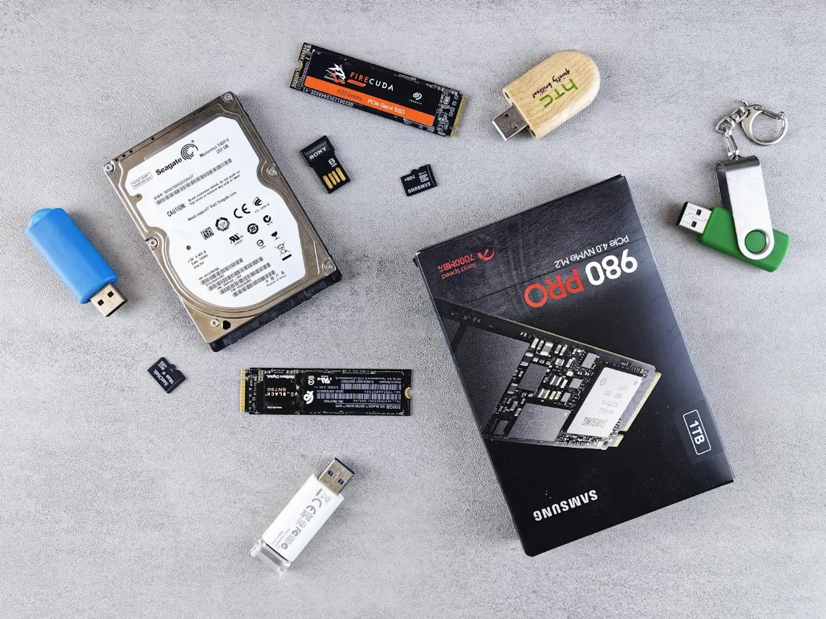 Diskon 33%! Kartu MicroSD Samsung P9 512GB