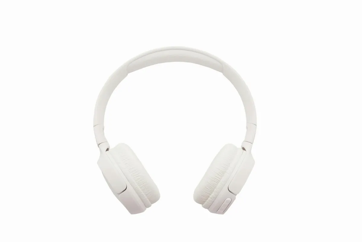5 Alasan Headphone Nirkabel Favorit Kami Turun Harga!